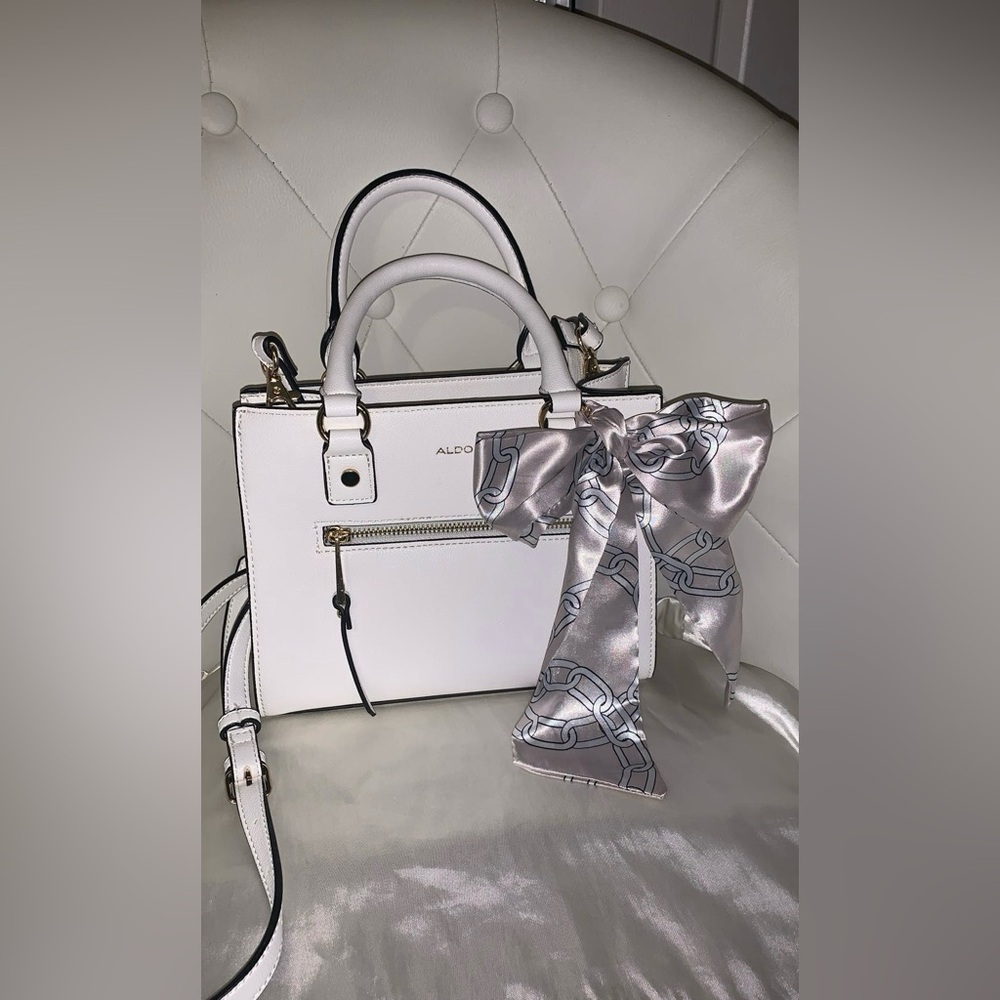 Aldo White Satchel Bag with Elegant Design